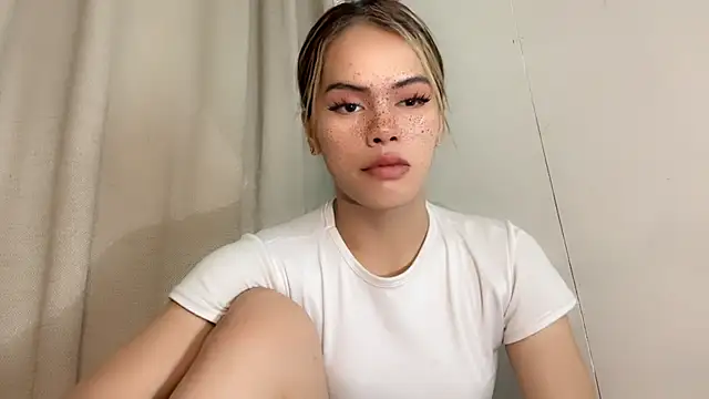 serpenthena goddess online show from November 5, 2025, 5:54 am