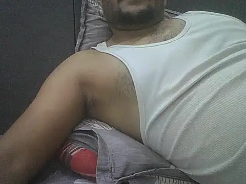 Sexyxxxboy99 online show from October 28, 2025, 1:43 pm