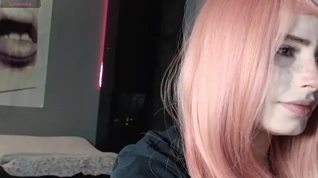 PieraMarch online show from February 17, 2026, 8:06 pm