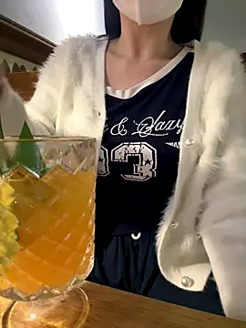 Meii-meyy online show from December 16, 2025, 1:59 pm