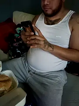 bellylova online show from February 19, 2026, 4:15 pm