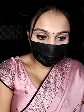 Snapshot of Horny_Shalu chatting on December 4, 2025, 5:45 pm Horny Shalu online show from December 4, 2025, 5:45 pm