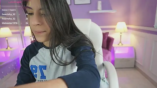 Snapshot of NicoleCrawft chatting on October 6, 2025, 7:36 pm NicoleCrawft online show from October 6, 2025, 7:36 pm