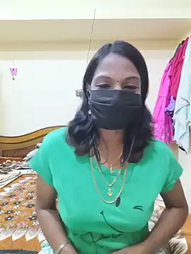 Snapshot of Tamil_Ishu chatting on June 18, 2026, 2:22 pm Tamil Ishu online show from June 18, 2026, 2:22 pm