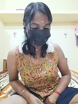 Snapshot of Tamil_Ishu chatting on July 13, 2026, 4:28 pm Tamil Ishu online show from July 13, 2026, 4:28 pm