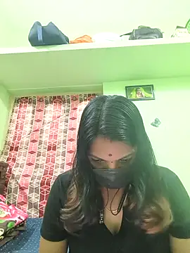 Snapshot of Tamil_Ishu chatting on November 1, 2025, 9:47 am Tamil Ishu online show from November 1, 2025, 9:47 am