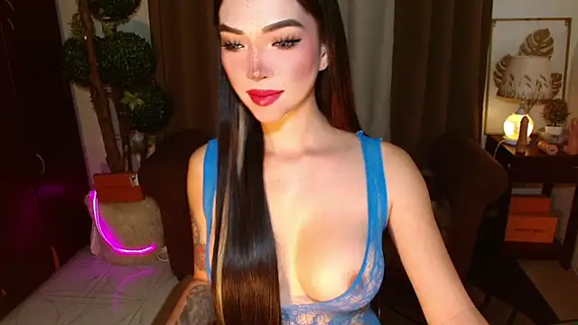 Snapshot of MouthWatering_Ayesha chatting on April 23, 2026, 1:45 am MouthWatering Ayesha online show from April 23, 2026, 1:45 am