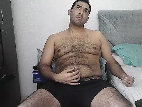 Snapshot of morenocabro10 chatting on June 6, 2026, 3:01 am morenocabro10 online show from June 6, 2026, 3:01 am