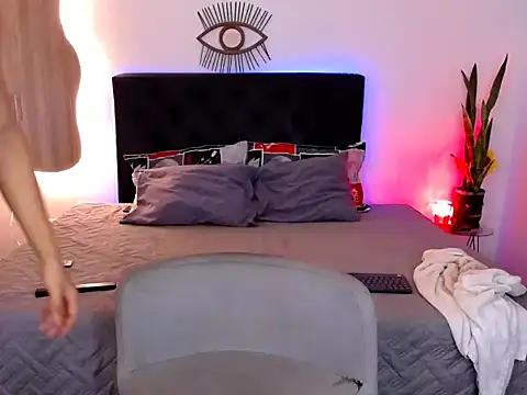 NoahDevil18 online show from September 23, 2025, 12:34 pm