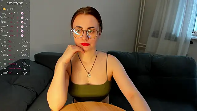 MewStella online show from March 20, 2026, 9:54 am