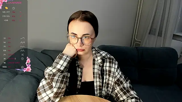 MewStella online show from February 7, 2026, 2:25 pm