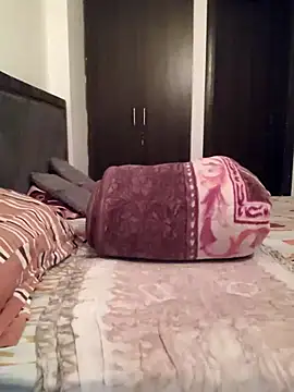 sweetpj online show from December 14, 2025, 3:39 pm