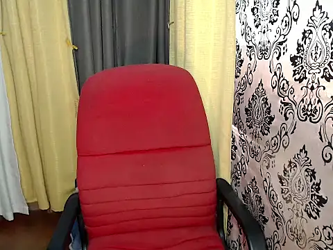 lovelyallena07 online show from March 9, 2026, 11:08 pm