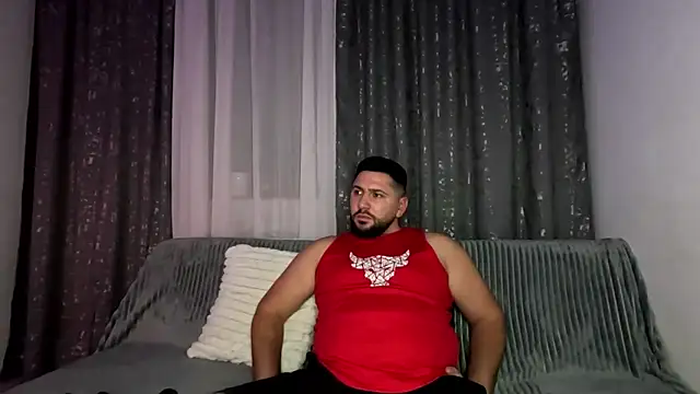 Gold Alpha Boy online show from November 26, 2025, 6:08 pm