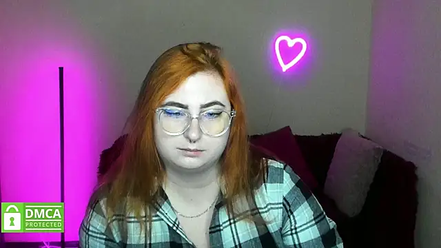 Snapshot of Alicia_love00 chatting on October 24, 2025, 5:28 am Alicia love00 online show from October 24, 2025, 5:28 am