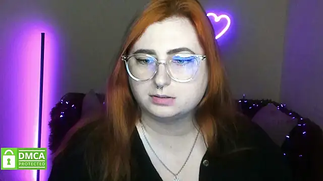 Alicia love00 online show from January 7, 2026, 12:21 pm