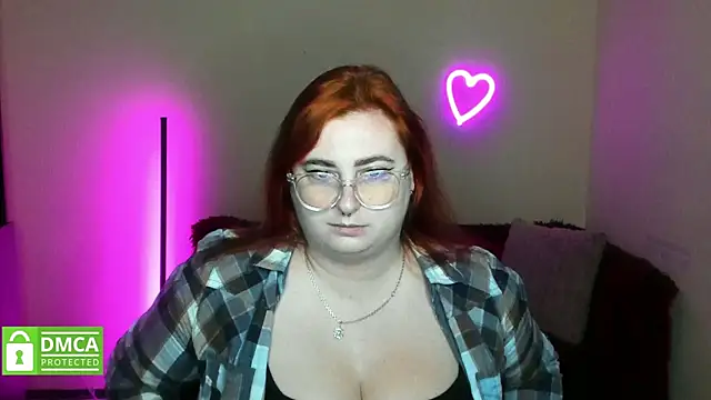 Snapshot of Alicia_love00 chatting on November 3, 2025, 12:31 pm Alicia love00 online show from November 3, 2025, 12:31 pm