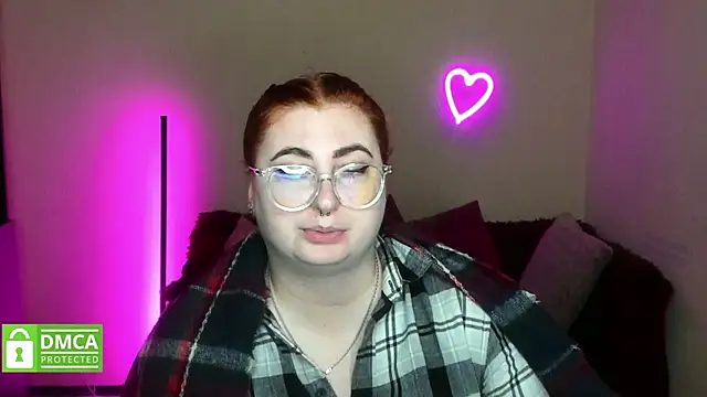 Snapshot of Alicia_love00 chatting on November 4, 2025, 6:28 am Alicia love00 online show from November 4, 2025, 6:28 am