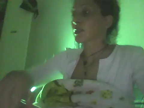 Snapshot of Bebita-zmp chatting on June 2, 2026, 4:51 pm Bebita-zmp online show from June 2, 2026, 4:51 pm