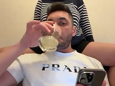 SARSILMAZ HOME online show from December 18, 2025, 7:18 pm