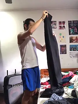 Luxx 14 online show from March 11, 2026, 7:08 pm