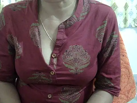 CHAMELI4747 online show from February 2, 2026, 9:08 am