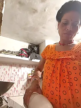 ISHANI-SINGH online show from October 4, 2025, 2:18 pm