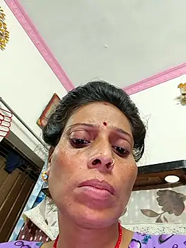 ISHANI-SINGH online show from October 6, 2025, 3:13 pm