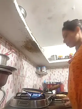 Snapshot of ISHANI-SINGH chatting on February 12, 2026, 2:44 am ISHANI-SINGH online show from February 12, 2026, 2:44 am