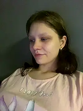 Lunliss online show from September 28, 2025, 9:44 pm