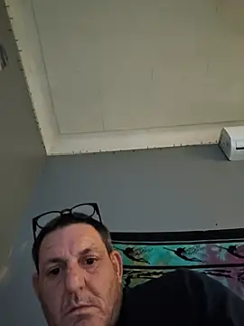 Snapshot of abellabricot chatting on July 10, 2026, 6:52 pm abellabricot online show from July 10, 2026, 6:52 pm