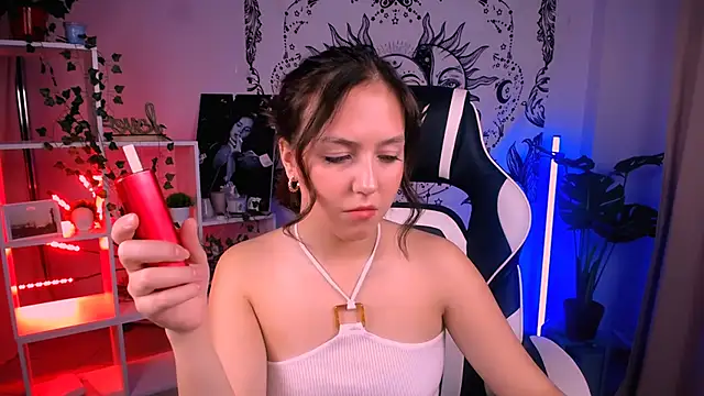 Snapshot of CindySparkl chatting on October 4, 2025, 3:19 am CindySparkl online show from October 4, 2025, 3:19 am