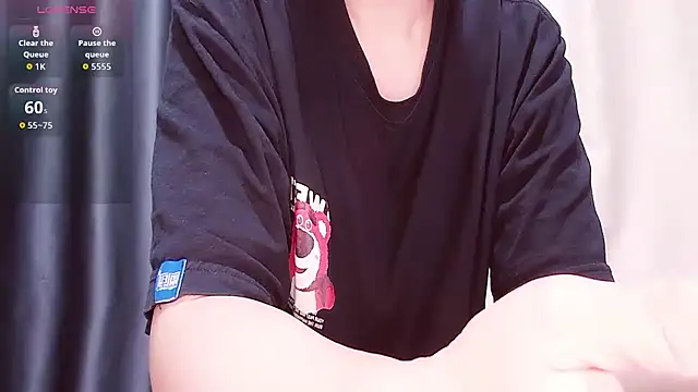 Snapshot of love_sex_05 chatting on November 10, 2025, 7:46 am love sex 05 online show from November 10, 2025, 7:46 am