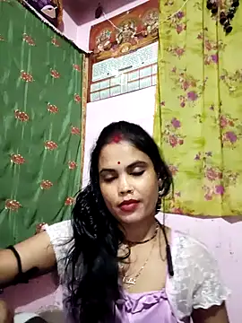 Snapshot of Cut_ragni chatting on November 11, 2025, 5:08 pm Cut ragni online show from November 11, 2025, 5:08 pm