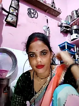 Snapshot of Cut_ragni chatting on October 22, 2025, 4:39 pm Cut ragni online show from October 22, 2025, 4:39 pm