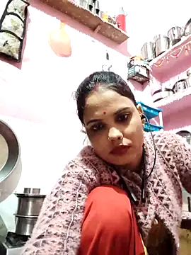 Snapshot of Cut_ragni chatting on December 14, 2025, 4:34 pm Cut ragni online show from December 14, 2025, 4:34 pm