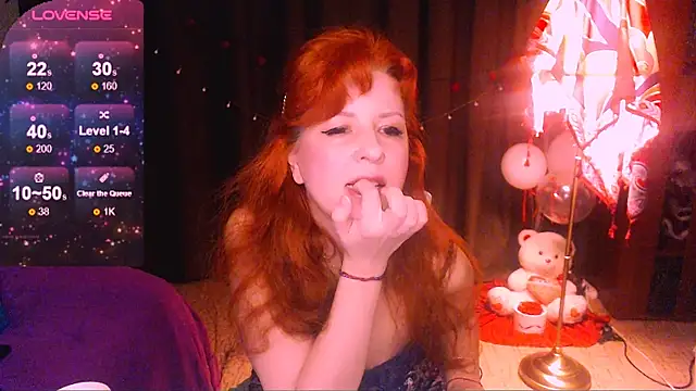 Crystal2207 online show from March 12, 2026, 9:41 pm