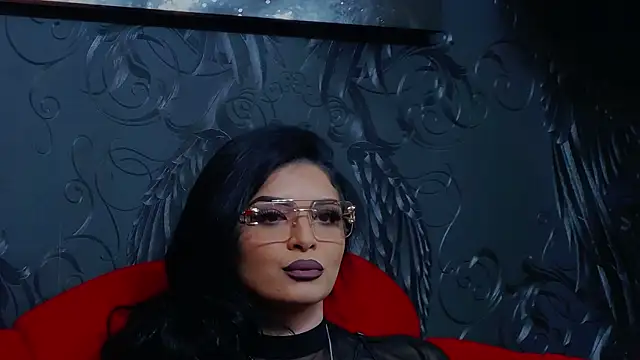 DevashaQueenX online show from April 16, 2026, 7:42 am