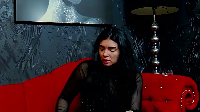 DevashaQueenX online show from February 5, 2026, 7:15 am