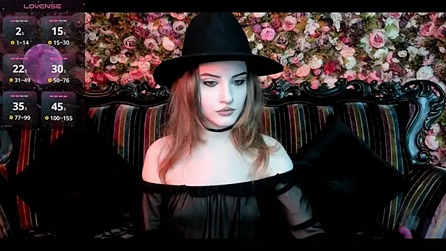 EllieMori online show from November 23, 2025, 1:32 pm