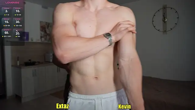 Horny boyzz online show from September 11, 2025, 2:17 pm