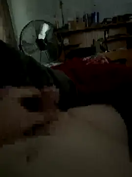 Snapshot of Buck2000 chatting on November 21, 2025, 6:18 pm Buck2000 online show from November 21, 2025, 6:18 pm