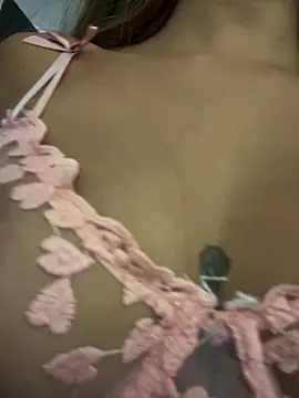 Snapshot of Natalia_vidal chatting on December 18, 2025, 1:26 pm Natalia vidal online show from December 18, 2025, 1:26 pm