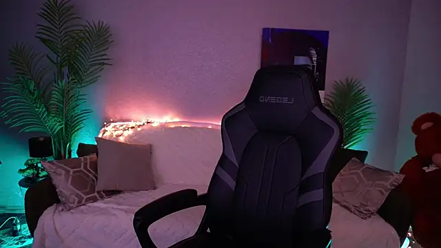 FataleNellie online show from April 2, 2026, 9:21 pm