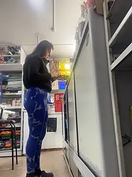 Snapshot of Rouse_07 chatting on September 8, 2025, 5:12 pm Rouse 07 online show from September 8, 2025, 5:12 pm