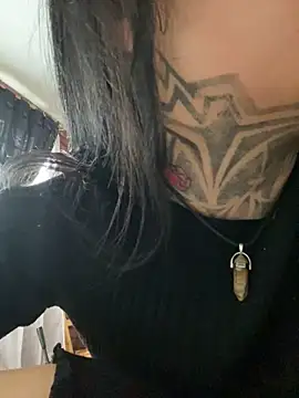 Snapshot of Rouse_07 chatting on October 6, 2025, 4:19 pm Rouse 07 online show from October 6, 2025, 4:19 pm