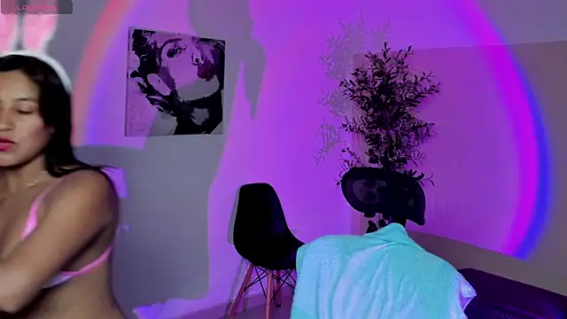 Snapshot of Cameroon-Diaz chatting on October 10, 2025, 1:56 pm Cameroon-Diaz online show from October 10, 2025, 1:56 pm