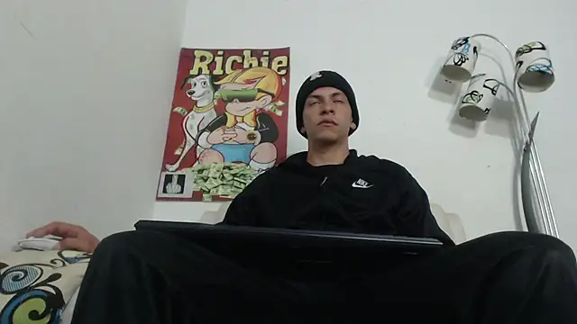 Thomasjons  online show from November 29, 2025, 3:17 am