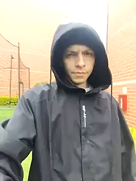 Thomasjons  online show from March 18, 2026, 5:58 pm