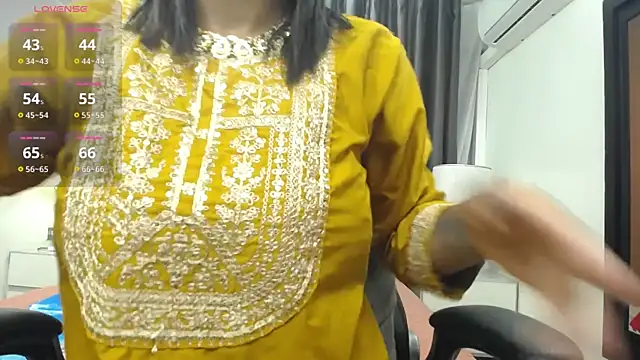 Snapshot of kairadayamai chatting on May 15, 2026, 11:52 am kairadayamai online show from May 15, 2026, 11:52 am